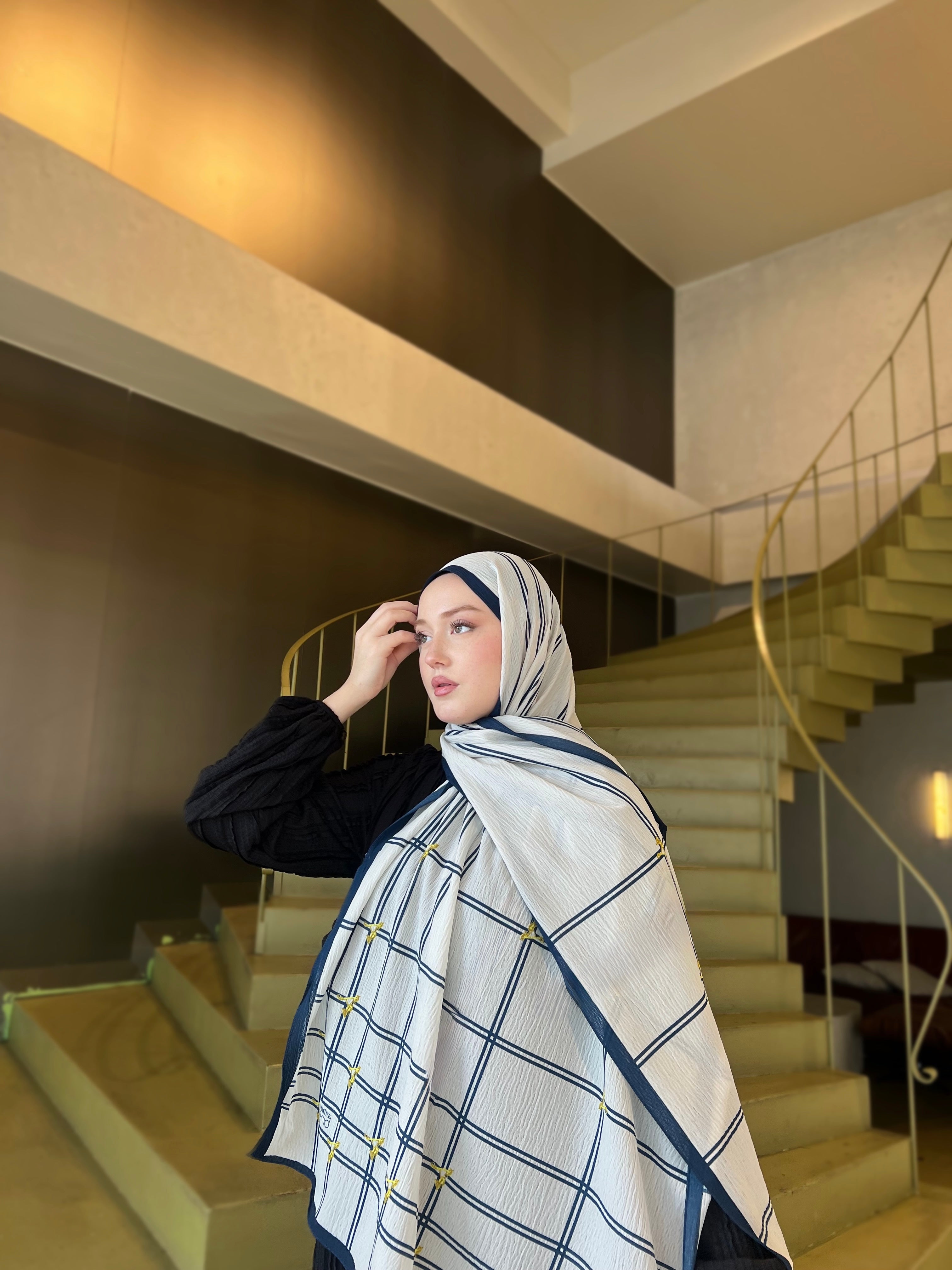 ARMİNE TREND ESİNTİ ŞAL